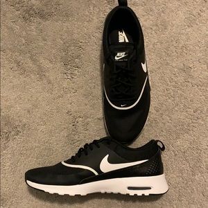 Nike Air Max Thea women’s U.S size 10